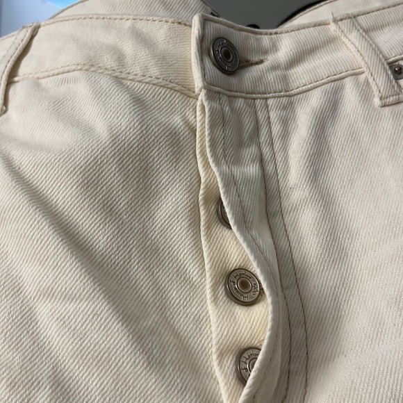 House of Harlow High Rise Mom Shorts Raw Hem Beige NWT Sz 29 - Picture 6 of 9